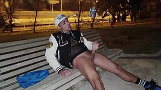 I JERK Missing AND CUM IN A PARK IN MADRID!!!!